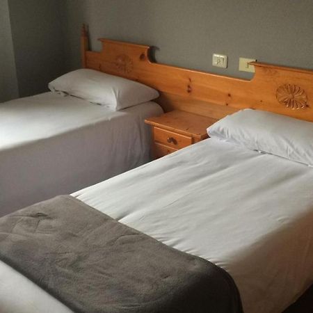 Albergue Hostal Telmo Tui Kültér fotó