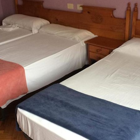 Albergue Hostal Telmo Tui Kültér fotó