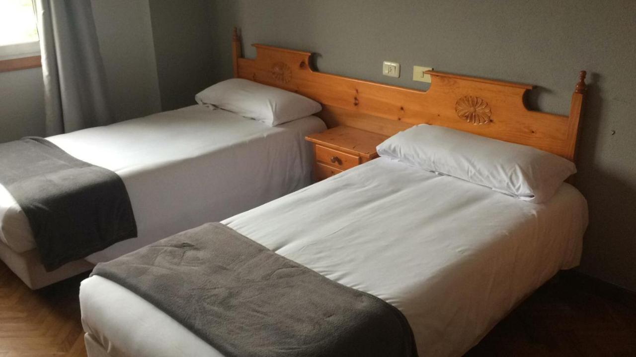 Albergue Hostal Telmo Tui Kültér fotó