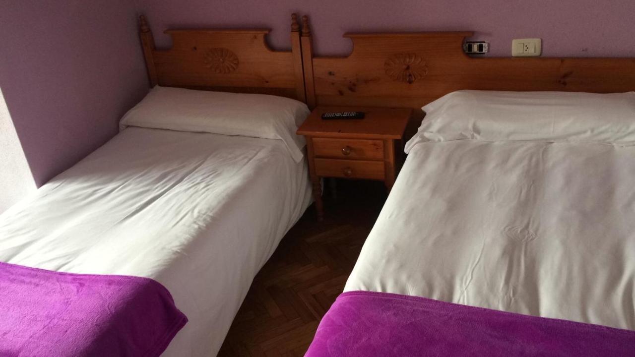 Albergue Hostal Telmo Tui Kültér fotó