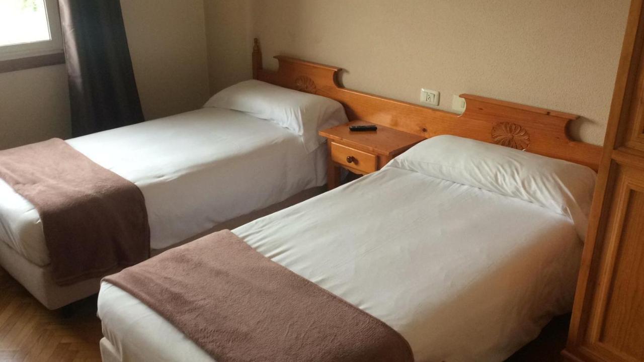 Albergue Hostal Telmo Tui Kültér fotó